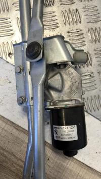 Moteur essuie glace avant