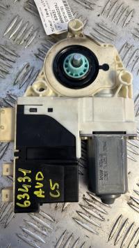 Moteur leve vitre avant droit