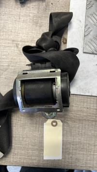 Ceinture avant droit
