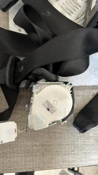 Ceinture avant droit