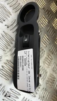 Interrupteur de leve vitre avant droit