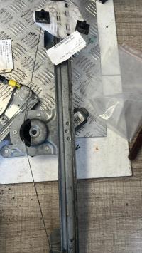 Leve vitre electrique avant gauche