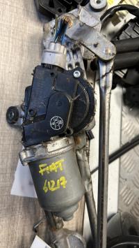 Moteur essuie glace avant