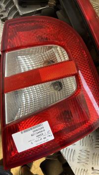 Fanale posteriore principale destro (luci)