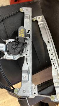 Leve vitre electrique avant droit