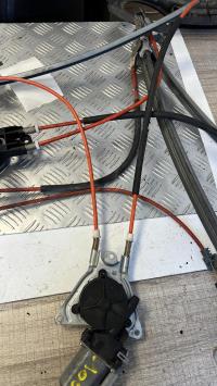 Alzacristalli elettrico anteriore destro