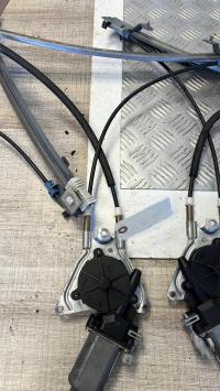 Alzacristalli elettrico anteriore destro