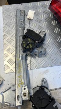 Leve vitre electrique avant droit