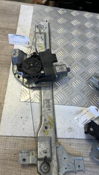 Leve vitre electrique avant gauche
