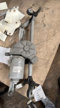 Moteur essuie glace avant