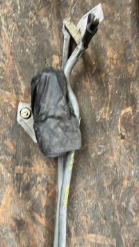 Moteur essuie glace avant