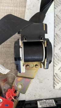 Ceinture avant droit