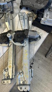 Leve vitre electrique arriere droit