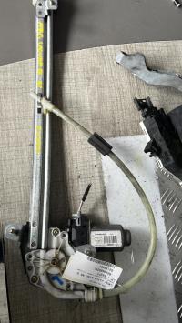 Leve vitre electrique arriere gauche