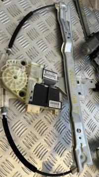 Alzacristalli elettrico anteriore destro