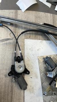 Alzacristalli elettrico anteriore destro