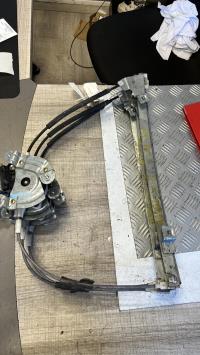 Alzacristalli elettrico anteriore destro