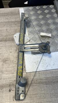 Alzacristalli manuale anteriore destro