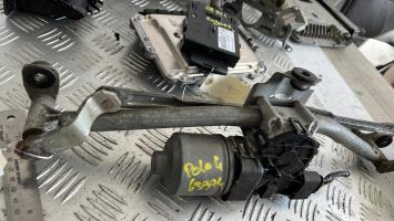 Moteur essuie glace avant