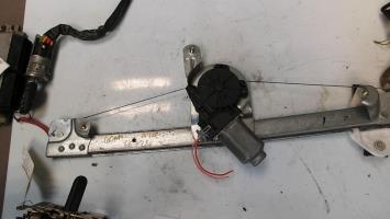 Leve vitre electrique avant droit