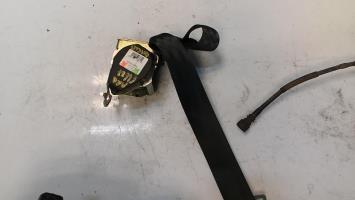 Ceinture arriere droit