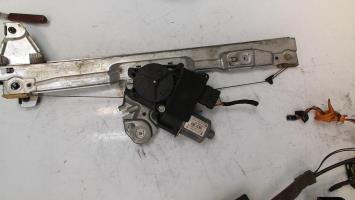 Leve vitre electrique avant droit