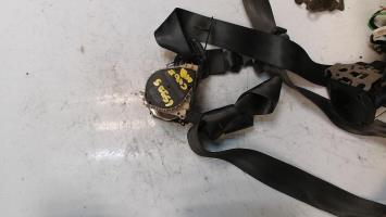 Ceinture avant droit