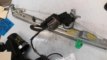 Leve vitre electrique avant droit