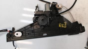 Leve vitre electrique avant gauche