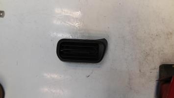 Aerateur tableau de bord avant gauche