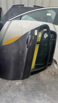 Puerta trasera derecha