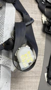 Ceinture arriere droit