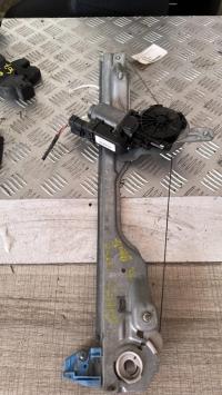 Leve vitre electrique avant gauche