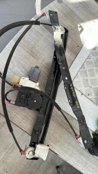 Leve vitre electrique avant gauche