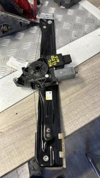Leve vitre electrique avant gauche