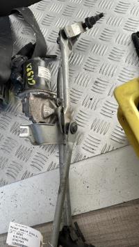 Moteur essuie glace avant