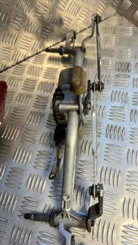 Moteur essuie glace avant