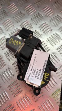 Moteur leve vitre avant droit