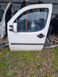 Porte avant gauche