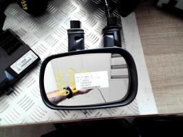 Retrovisor izquierdo