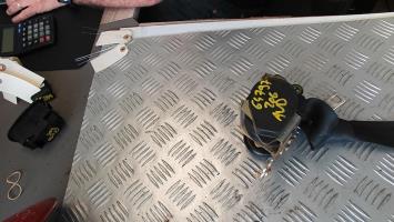 Ceinture avant droit