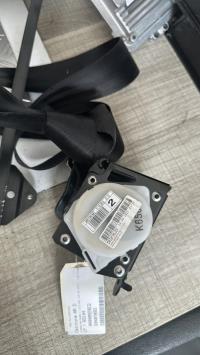 Ceinture arriere droit