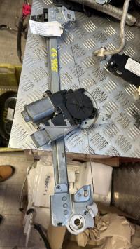 Leve vitre electrique avant gauche