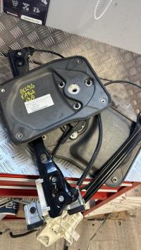 Mecanisme de leve vitre electrique avant droit