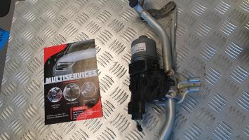 Moteur essuie glace avant