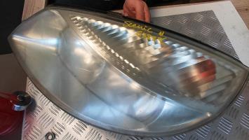 Gruppo ottico anteriore principale sinistro (luci)(faro)