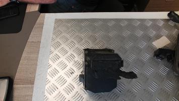Blocco ABS (antibloccaggio freni)