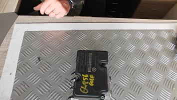 Blocco ABS (antibloccaggio freni)