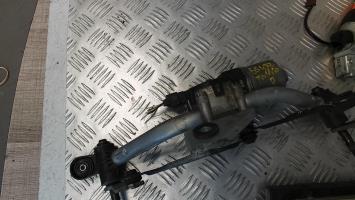 Motore tergicristallo anteriore
