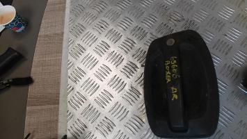 Poignee porte arriere droit